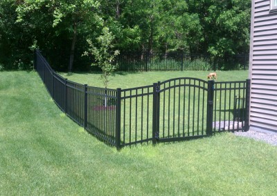 3 Rail Closed Picket Aluminum Ornamental Fence