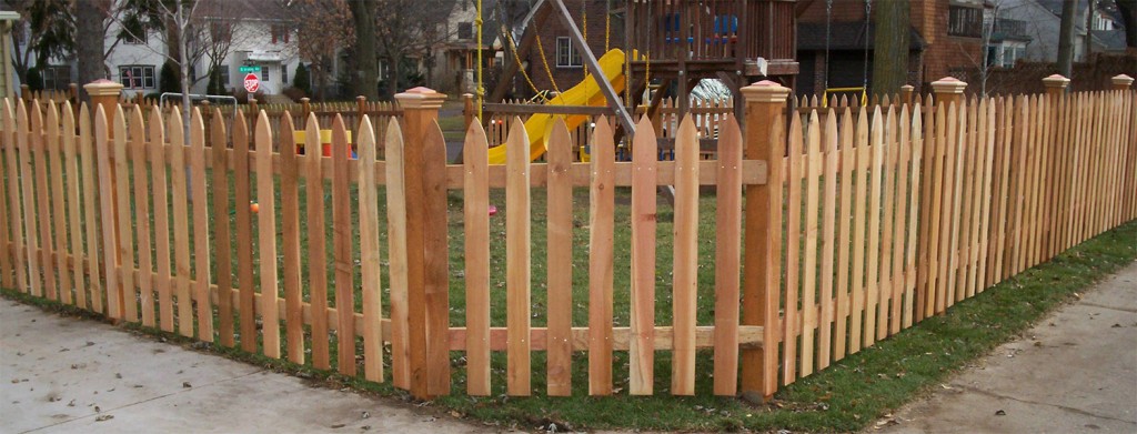 5 Benefits of Fencing Your Yard