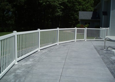 Closed Picket with Deck Mount