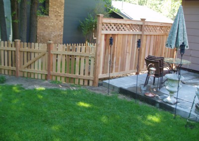 Traditional Cedar Picket Fence w/ Lattice Top Combo