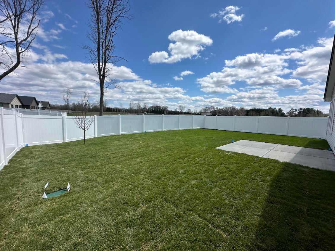 Vinyl Fence Installation Isanti MN by Arrow Fence Co