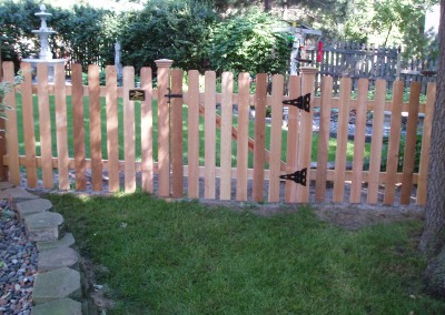 Dog Eared Picket Fence Gate