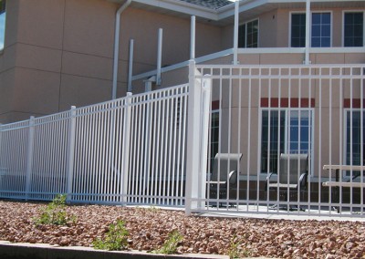 White Aluminum 3 Rail Closed Picket Fence